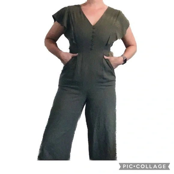 Calvin Klein jumper - Picture 2 of 12